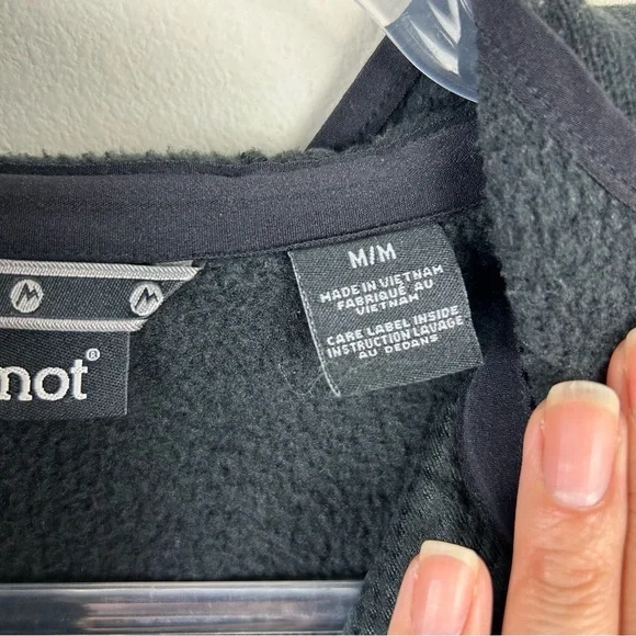 Marmot Women's black hooded fleece sweater size: M - Picture 11 of 15